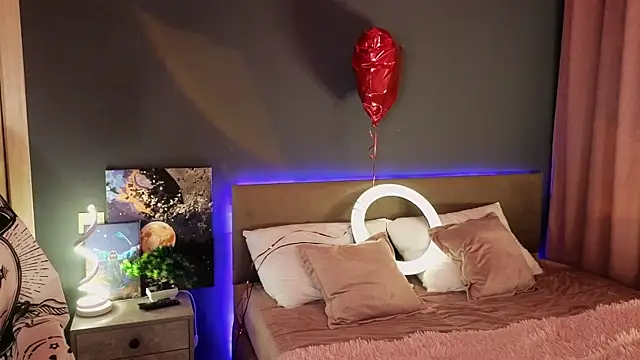 Snapshot of SandraBoyl chatting on March 2025 01:11:02 AM SandraBoyl online show from March 2025 01:11:02 AM