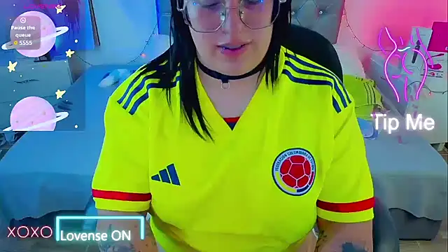 NatalieHarris online show from June 2026 11:21:02 PM