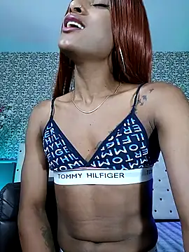 Snapshot of Elektra_Queen chatting on December 2024 04:25:01 PM Elektra Queen online show from December 2024 04:25:01 PM