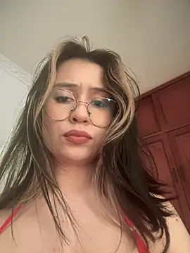 marie2  online show from January 2025 04:20:01 PM