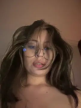 marie2  online show from January 2025 11:24:01 PM