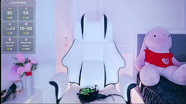 PimChanOK online show from September 2025 12:56:02 AM