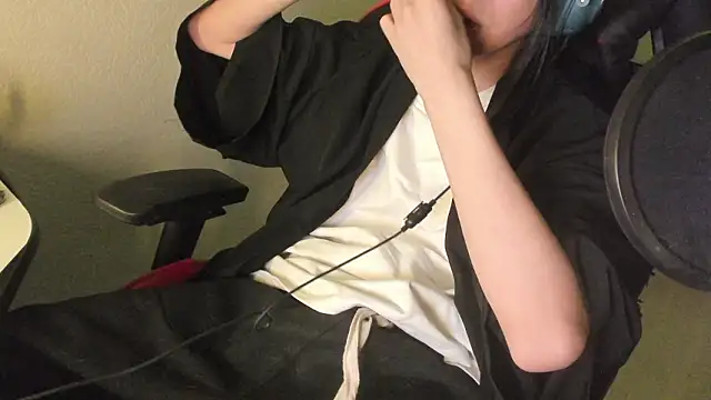 wexlee7 online show from February 2026 09:43:01 PM