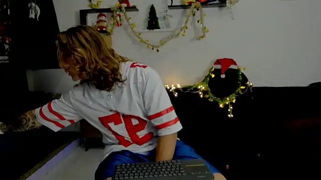 Tom Krakow online show from December 2024 07:14:01 PM