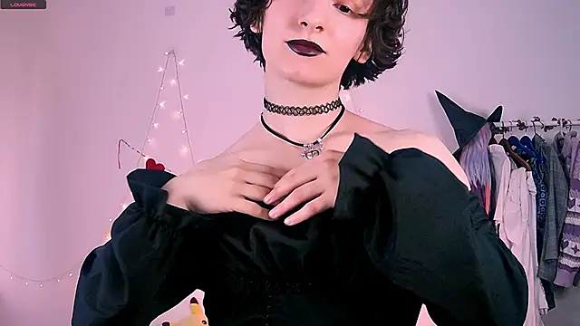 Violet Veliya online show from April 2026 04:11:02 PM