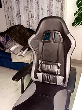 Snapshot of rosey_cheeks chatting on October 2025 03:50:02 AM rosey cheeks online show from October 2025 03:50:02 AM