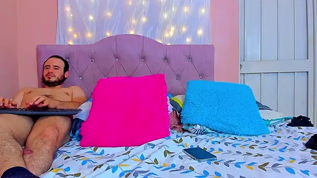 CoupleLatinXXX online show from February 2025 11:28:02 PM