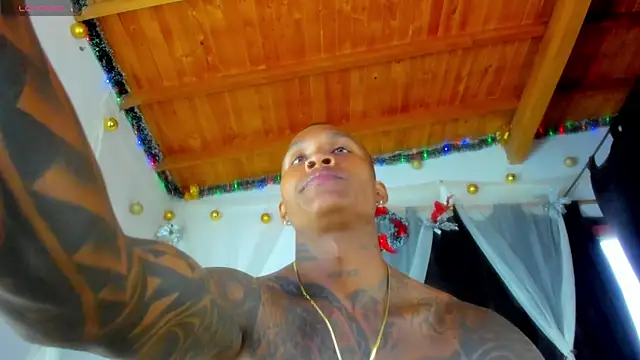 esteveen ortegas  online show from December 2025 10:06:02 PM