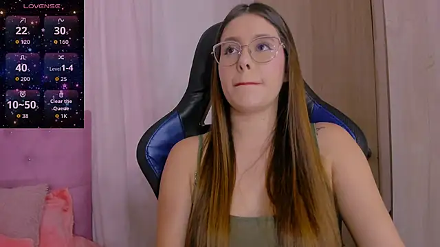 ParisShayk online show from February 2026 06:15:01 PM