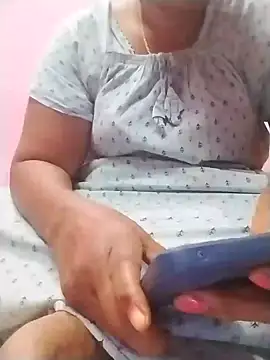 Tamilpriya46 online show from January 2025 10:49:02 AM