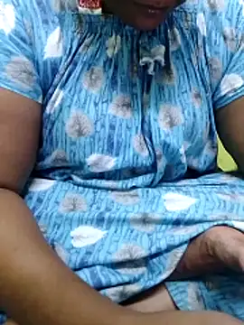 Snapshot of Tamilpriya46 chatting on October 2025 06:19:02 PM Tamilpriya46 online show from October 2025 06:19:02 PM