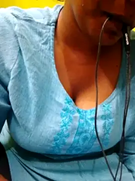 Snapshot of Tamilpriya46 chatting on November 2025 05:24:01 PM Tamilpriya46 online show from November 2025 05:24:01 PM