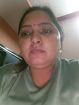 Snapshot of Dianaa9 chatting on December 2024 01:39:02 AM Dianaa9 online show from December 2024 01:39:02 AM