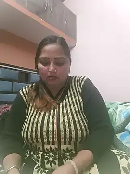 Snapshot of Dianaa9 chatting on January 2025 02:13:01 PM Dianaa9 online show from January 2025 02:13:01 PM