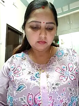 Snapshot of Dianaa9 chatting on February 2025 05:04:01 PM Dianaa9 online show from February 2025 05:04:01 PM