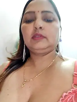 Snapshot of Dianaa9 chatting on February 2025 08:09:02 PM Dianaa9 online show from February 2025 08:09:02 PM
