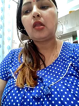 Snapshot of Dianaa9 chatting on February 2025 07:35:02 PM Dianaa9 online show from February 2025 07:35:02 PM
