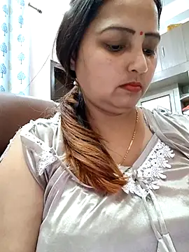 Snapshot of Dianaa9 chatting on March 2025 03:02:01 PM Dianaa9 online show from March 2025 03:02:01 PM