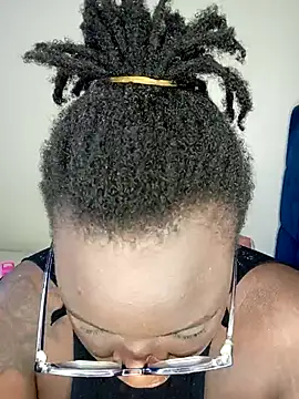 Snapshot of Toomuch_Squirt chatting on February 2025 05:37:01 AM Toomuch Squirt online show from February 2025 05:37:01 AM