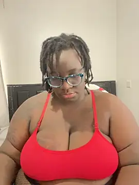 Snapshot of Toomuch_Squirt chatting on October 2025 04:02:02 AM Toomuch Squirt online show from October 2025 04:02:02 AM