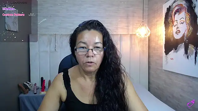 Snapshot of MaturePure chatting on January 2025 09:30:02 PM MaturePure online show from January 2025 09:30:02 PM