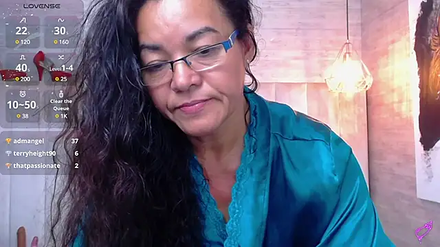 Snapshot of MaturePure chatting on January 2025 08:09:01 PM MaturePure online show from January 2025 08:09:01 PM