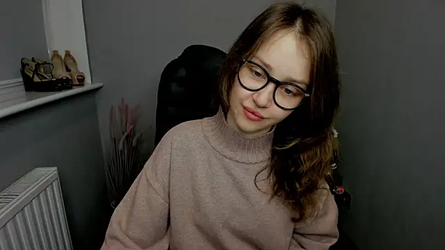 AfinaCutie online show from December 2024 07:22:01 AM