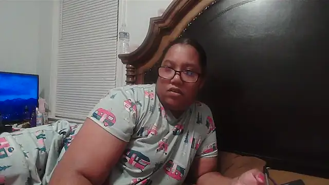 ebonyred online show from November 2025 12:42:02 AM