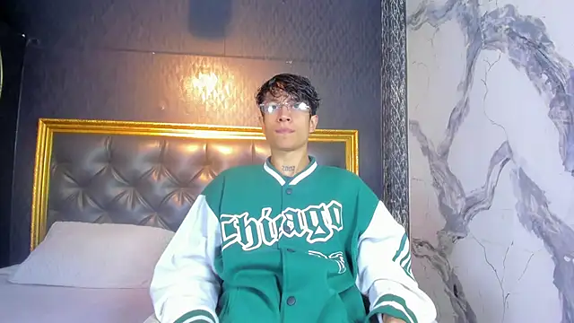 AgarEvans online show from October 2025 02:34:01 AM