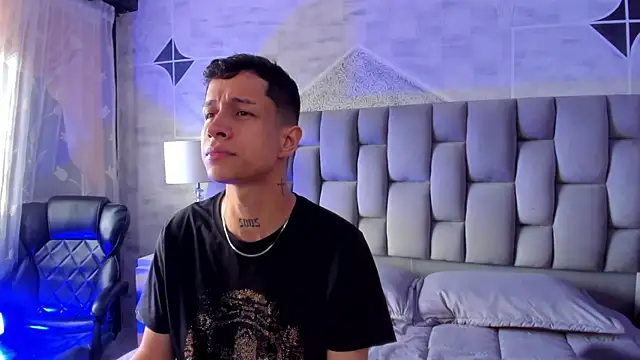 AgarEvans online show from March 2026 09:01:02 PM