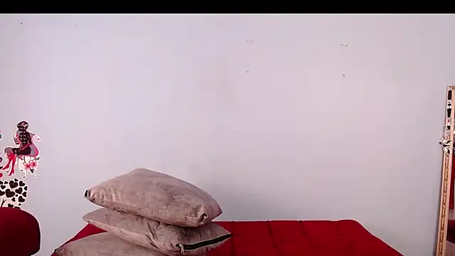 Tamararios online show from December 2024 08:28:01 PM