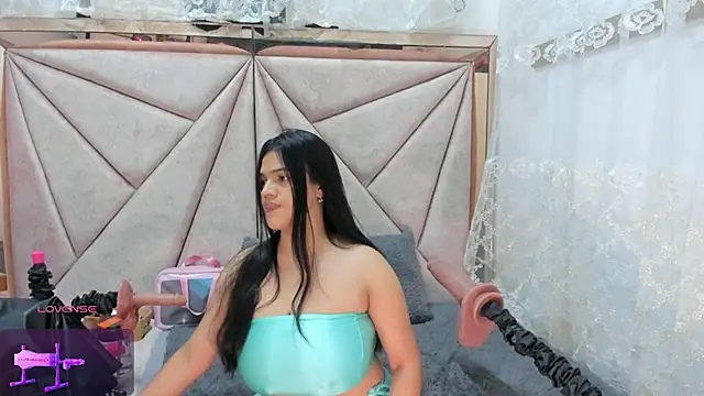 Snapshot of Deisy_Torres chatting on February 2025 11:48:01 PM Deisy Torres online show from February 2025 11:48:01 PM