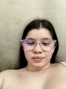 Danzel1105 online show from December 2024 10:14:02 PM