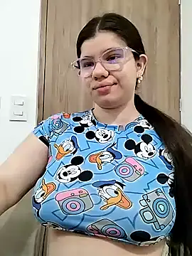 Danzel1105 online show from December 2024 06:45:01 PM
