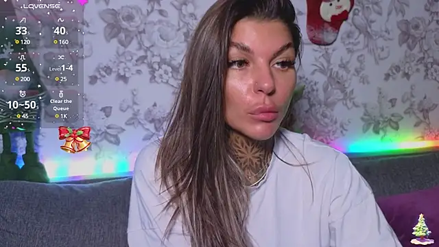 tattooedBabyy online show from December 2024 01:54:01 PM