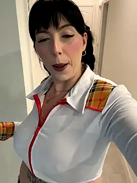 princessxjuri online show from October 2025 09:54:02 PM