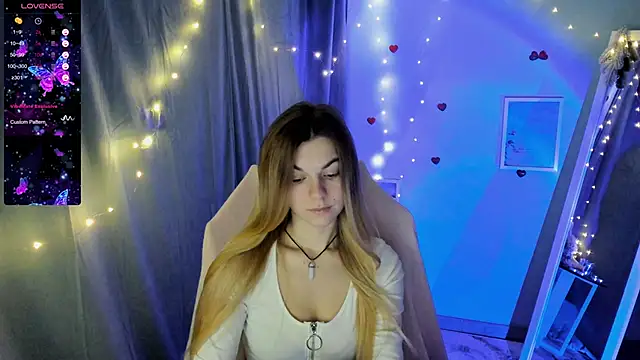 Snapshot of Sweet_me_ chatting on January 2025 06:56:02 AM Sweet me online show from January 2025 06:56:02 AM