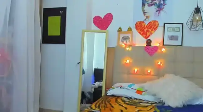 fiorella foxxx online show from February 2025 04:18:02 AM