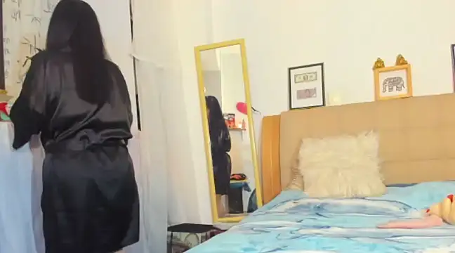 fiorella foxxx online show from February 2025 06:37:01 AM