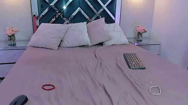 Snapshot of Miakhalifa_7 chatting on January 2025 11:44:02 AM Miakhalifa 7 online show from January 2025 11:44:02 AM