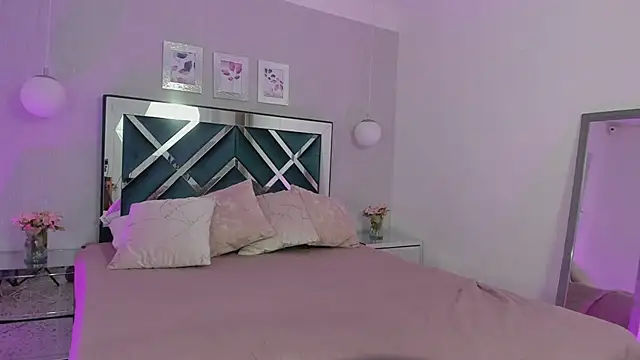 Snapshot of Miakhalifa_7 chatting on March 2025 11:36:02 AM Miakhalifa 7 online show from March 2025 11:36:02 AM