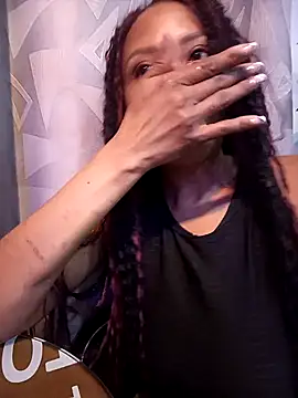 Snapshot of Dominik_girl chatting on February 2025 02:20:01 AM Dominik girl online show from February 2025 02:20:01 AM