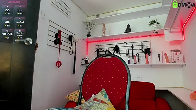 Alejandra Dunn online show from December 2024 06:23:02 PM