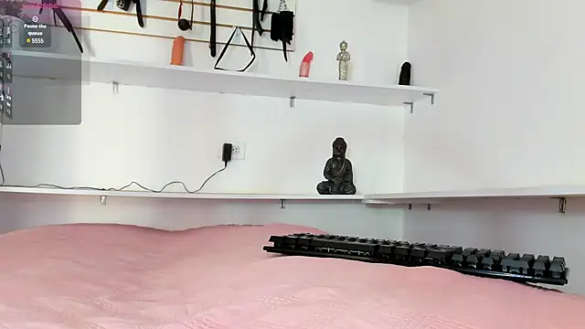 Alejandra Dunn online show from March 2025 02:34:01 PM