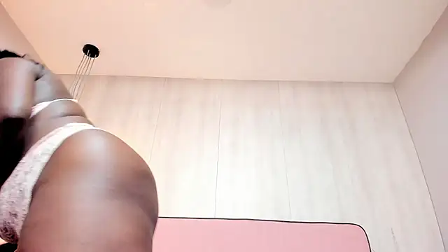 ShairaCoxx online show from January 2025 03:45:01 PM