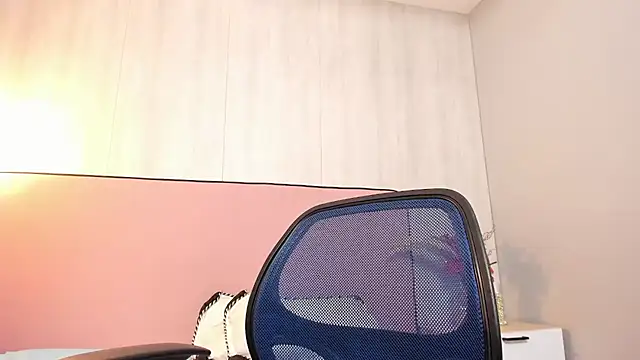 ShairaCoxx online show from March 2025 03:58:02 PM