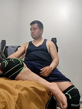 Potro23hotzen online show from September 2025 11:48:01 PM