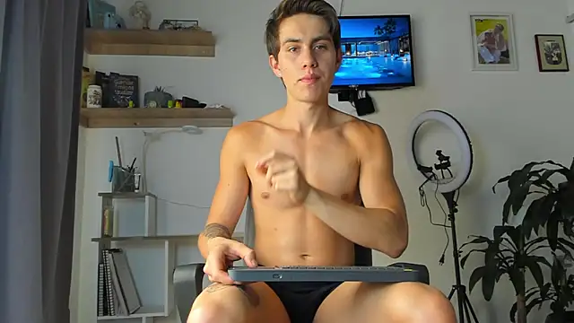 manucute 23  online show from November 2025 03:24:02 PM