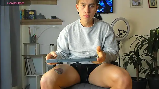 manucute 23  online show from December 2025 03:06:01 PM