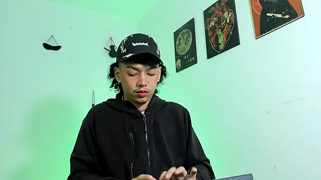 GaelOconnerr online show from December 2024 03:53:01 AM